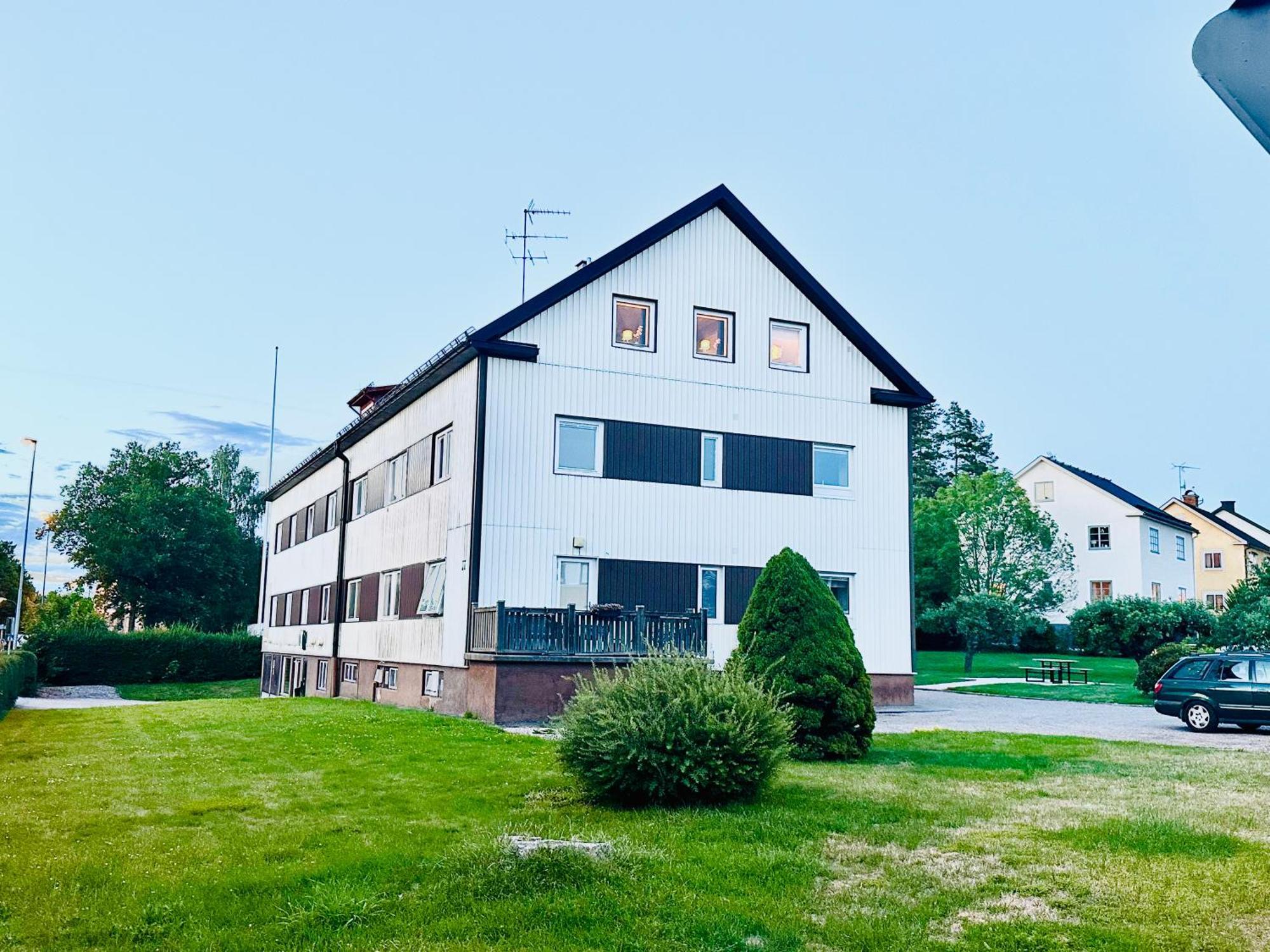 Pensionat Prinshoejden - Home Katrineholm Exterior photo