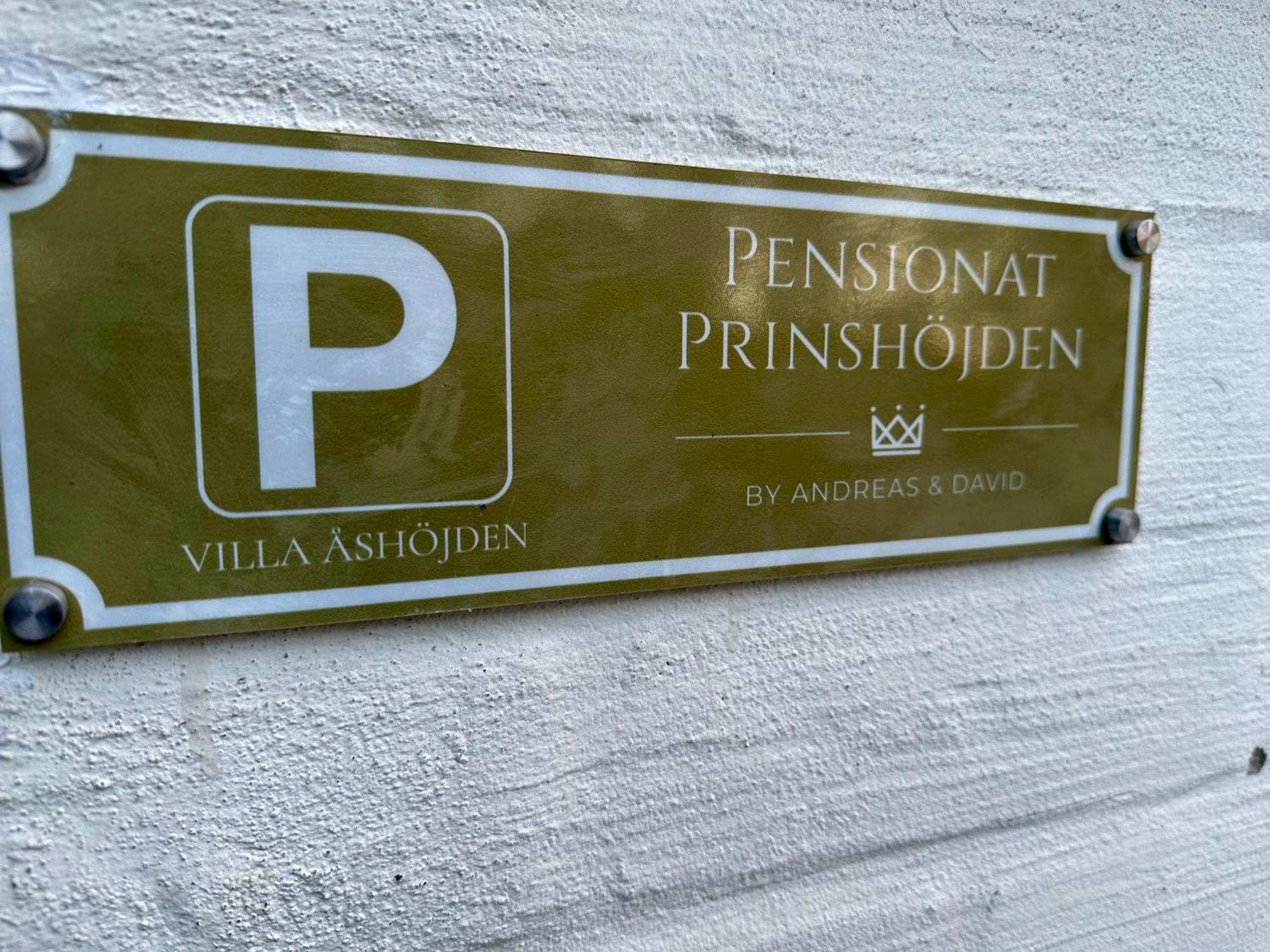 Pensionat Prinshoejden - Home Katrineholm Exterior photo